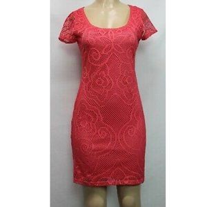 Ronni Nicole Lined Lace Dress